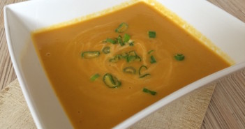 Mrkvová polévka